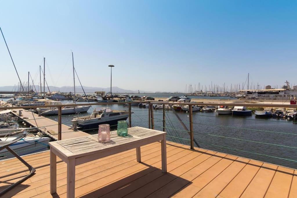 Houseboat Sardinia Suite كالياري المظهر الخارجي الصورة