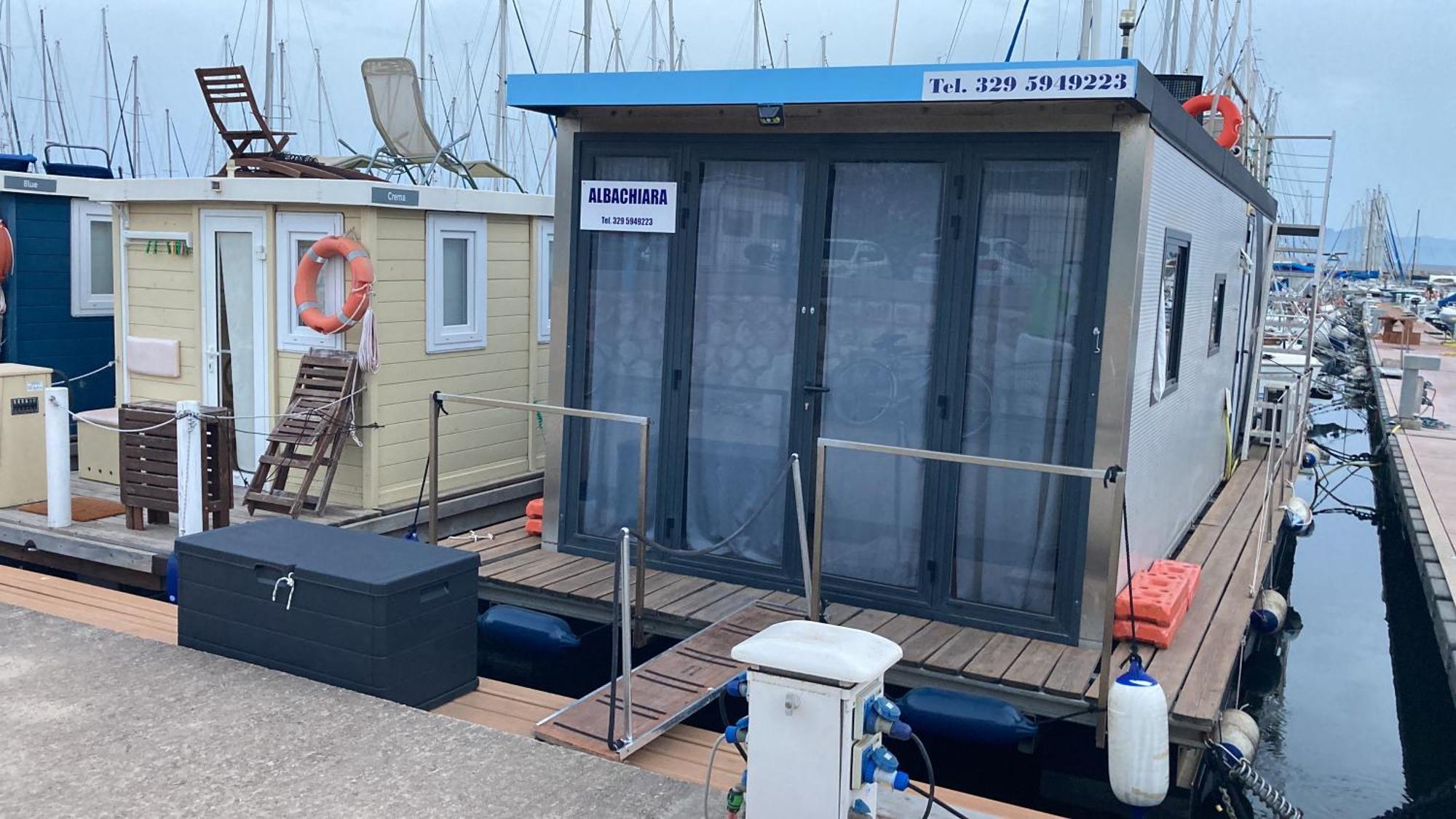 Houseboat Sardinia Suite كالياري المظهر الخارجي الصورة
