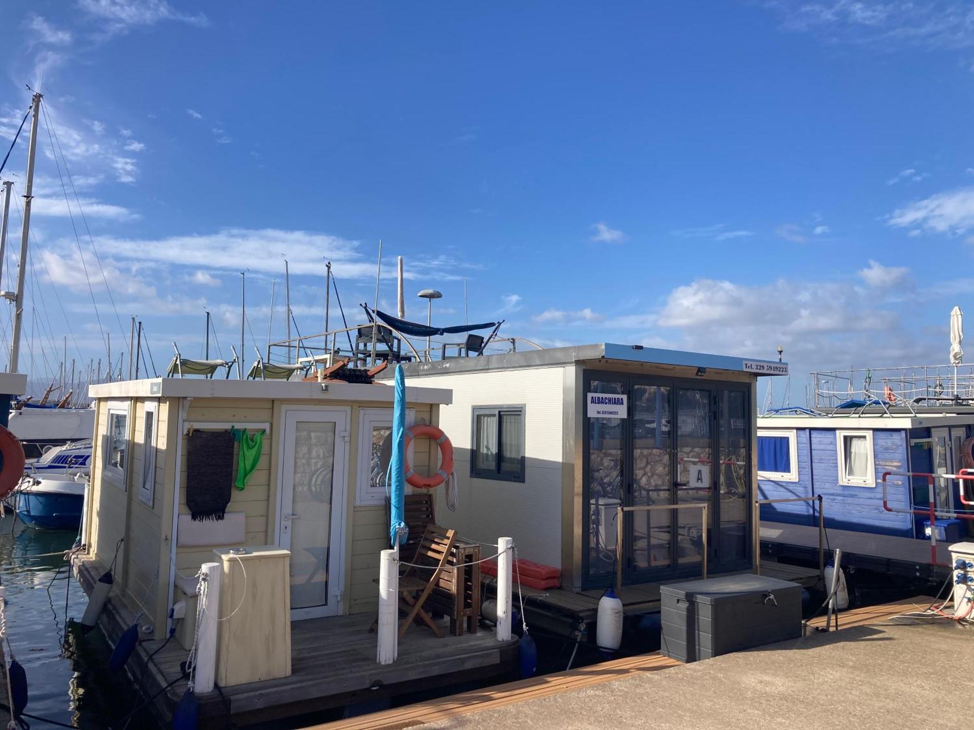 Houseboat Sardinia Suite كالياري المظهر الخارجي الصورة